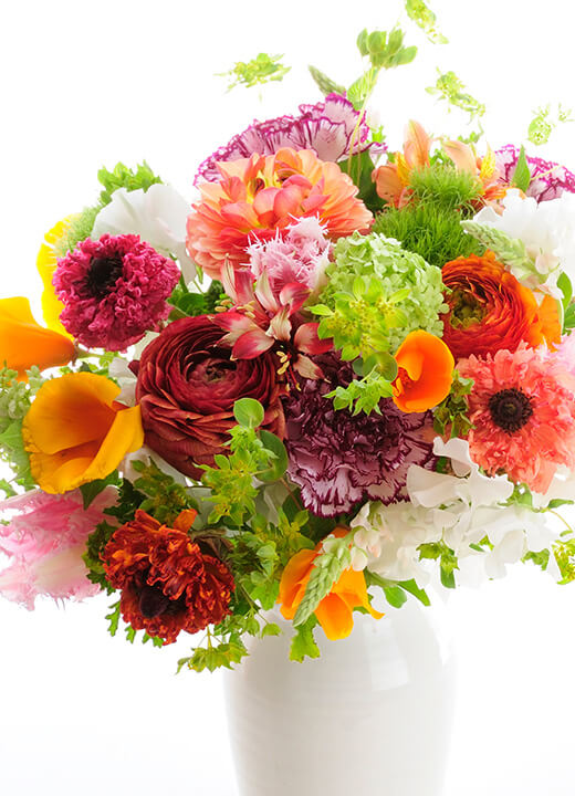 静かに寄り添う、想いの花々たち